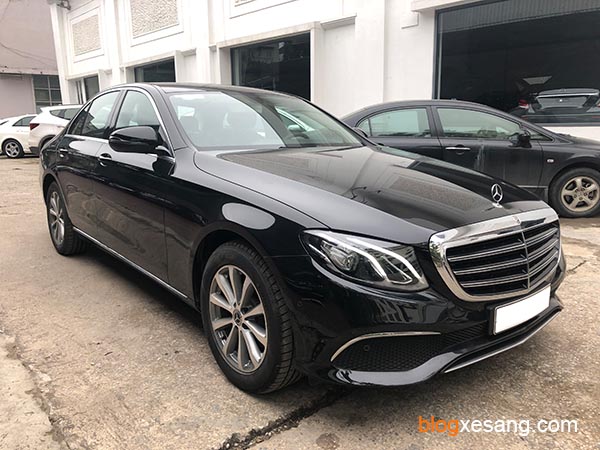 Xe Mercedes E200 cũ đăng ký 2019 màu Đen chạy 3367 km xe cực đẹp