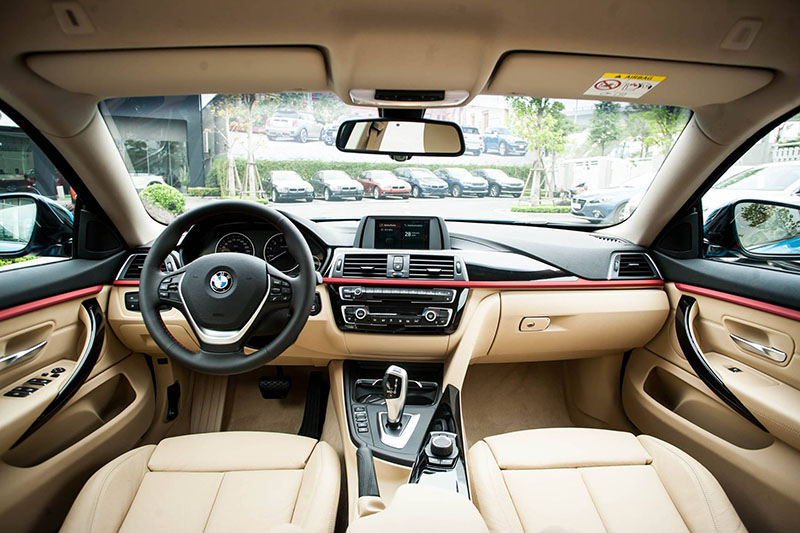 Nội thất xe BMW 420i Gran Coupe | blogxesang.com