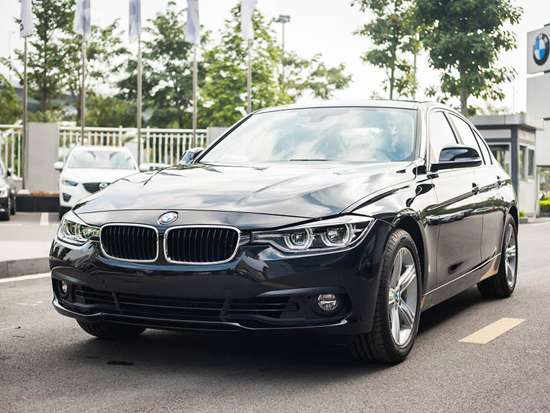 Giá xe BMW 320i | blogxesang.com