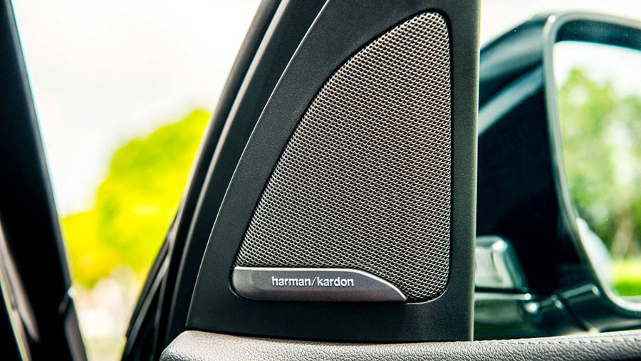 Hệ thống âm thanh vòm Harman Kardon trên xe BMW X7