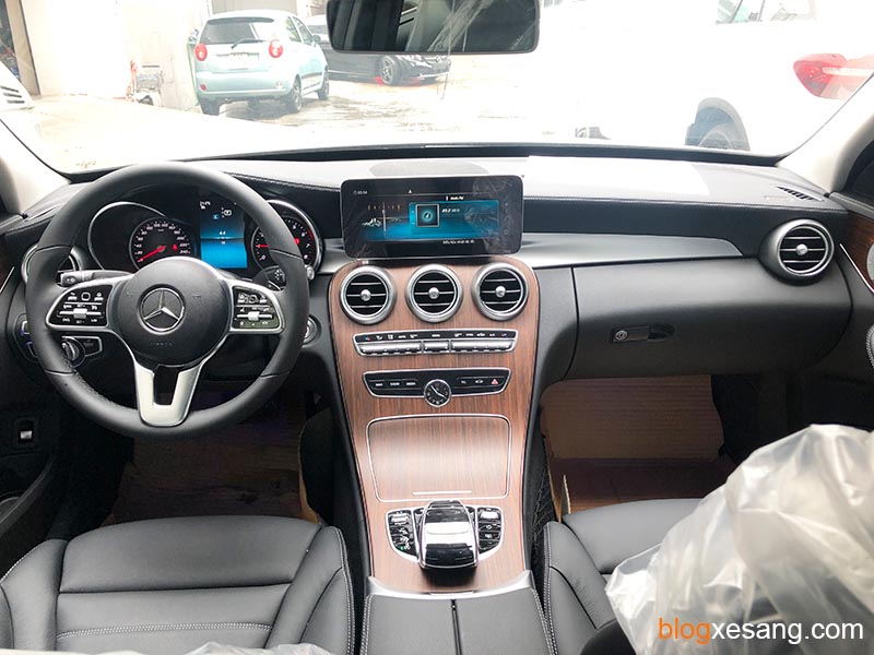 gia-xe-mercedes-c-200-exclusive-2019-10