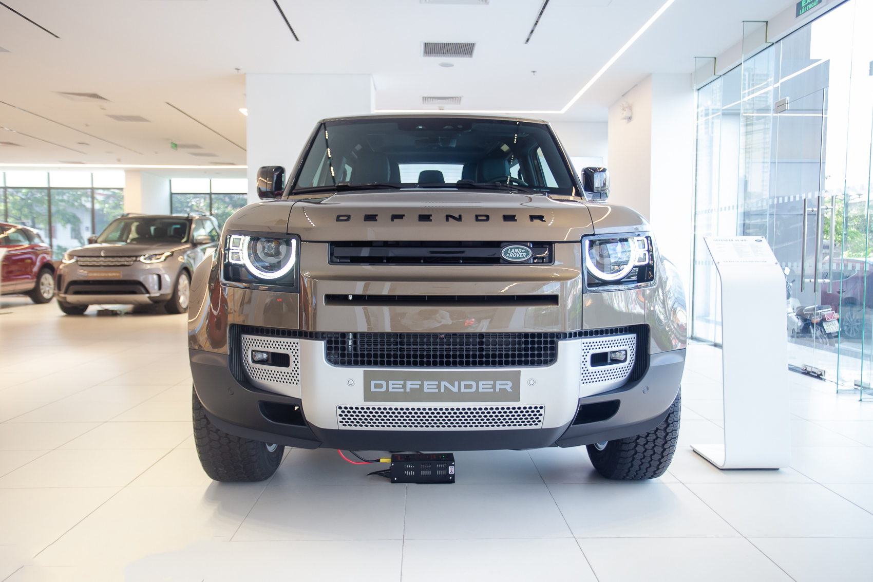Land Rover Defender