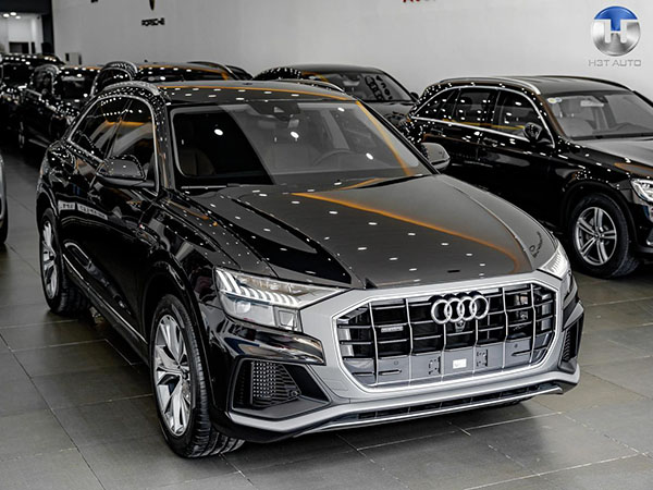 Bán Audi Q8 model 2022, nhập chính hãng, màu đen, mới 100%, giá chỉ 4,539 tỷ