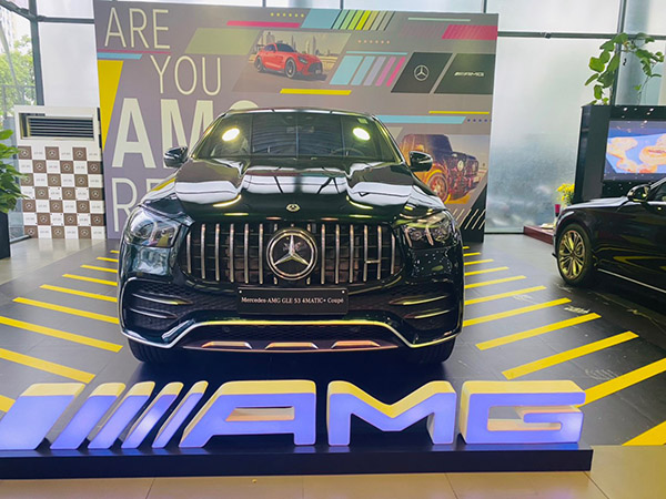 Mercedes - AMG GLE 53 4Matic Coupe' màu Xanh Emeral Green