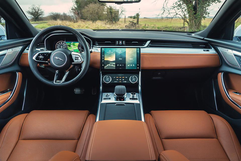 Nội thất xe Jaguar XF 2021
