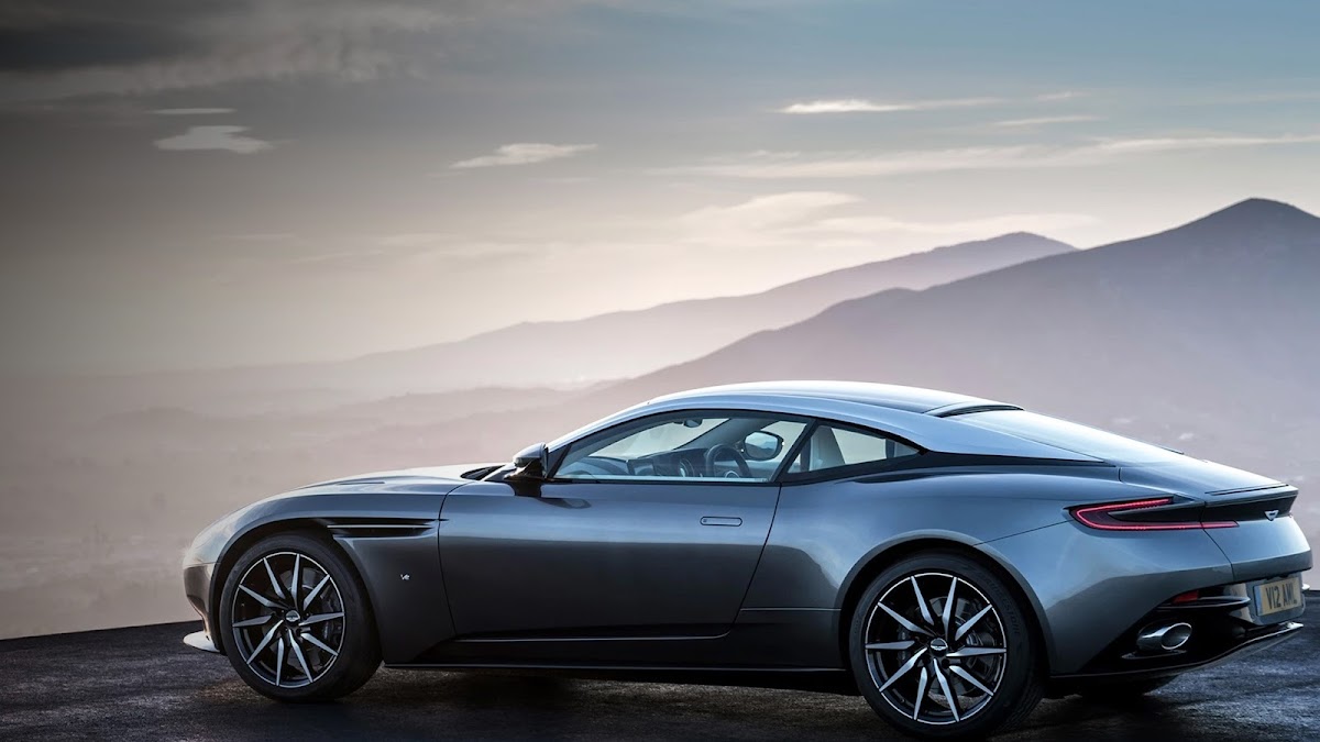 Giá xe Aston Martin DB11 2023 cập nhật mới nhất