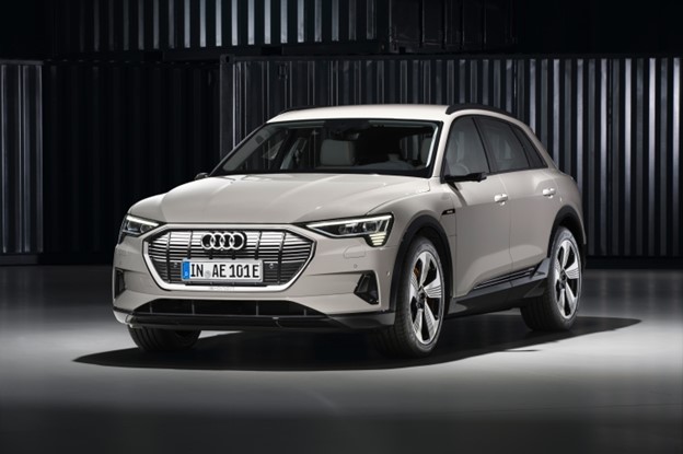 Tìm hiểu thiết kế và giá bán xe Audi e-tron tại Việt Nam